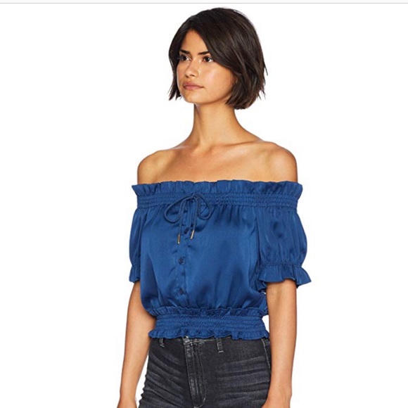 Romeo & Juliet Front-Tie Blouse (L) - Picture 2 of 8